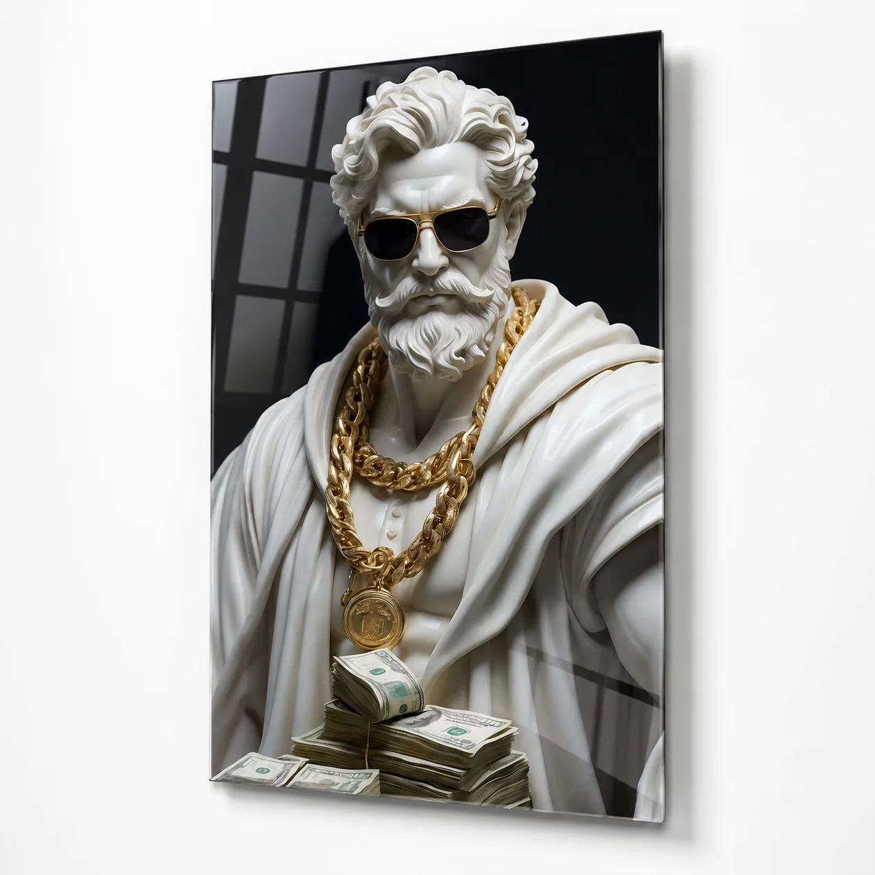 Modern Zeus Temalı Gözlüklü ve Altın Zincirli Dikey Cam Tablo