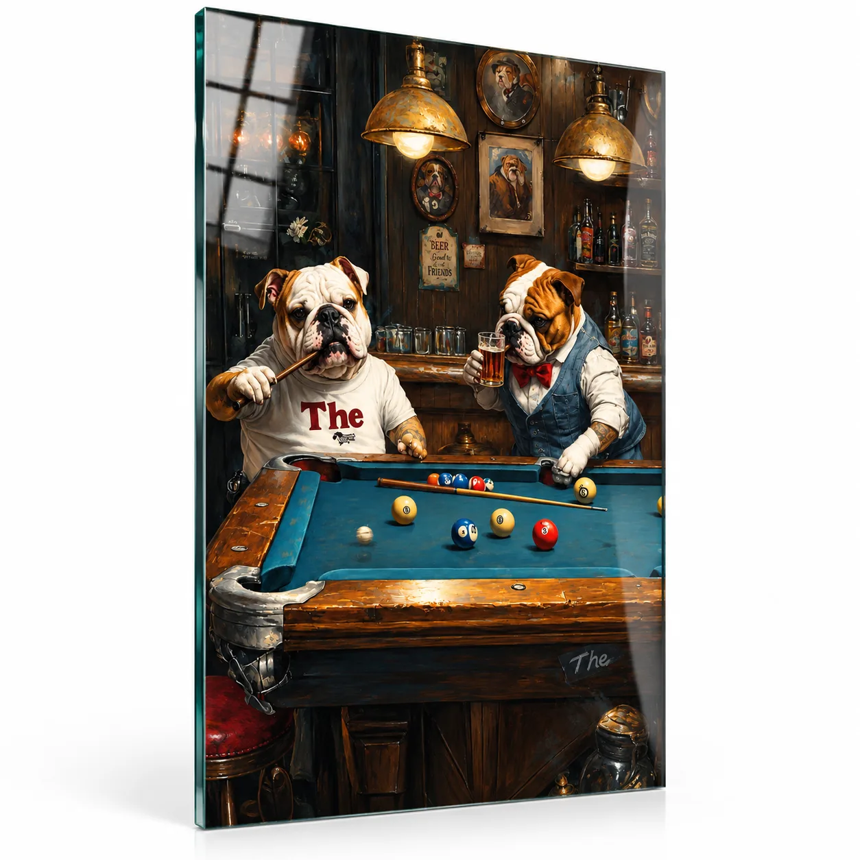 Bilardo Keyfi: Bulldog Dostların Bar Sahnesi Dikey Cam Tablo
